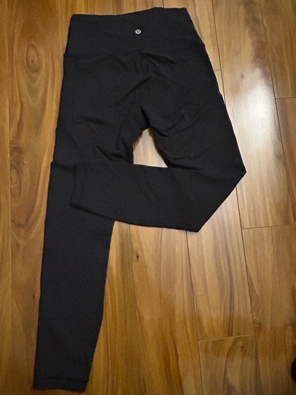 like new Lululemon athletica Black High-Rise Leggings size S